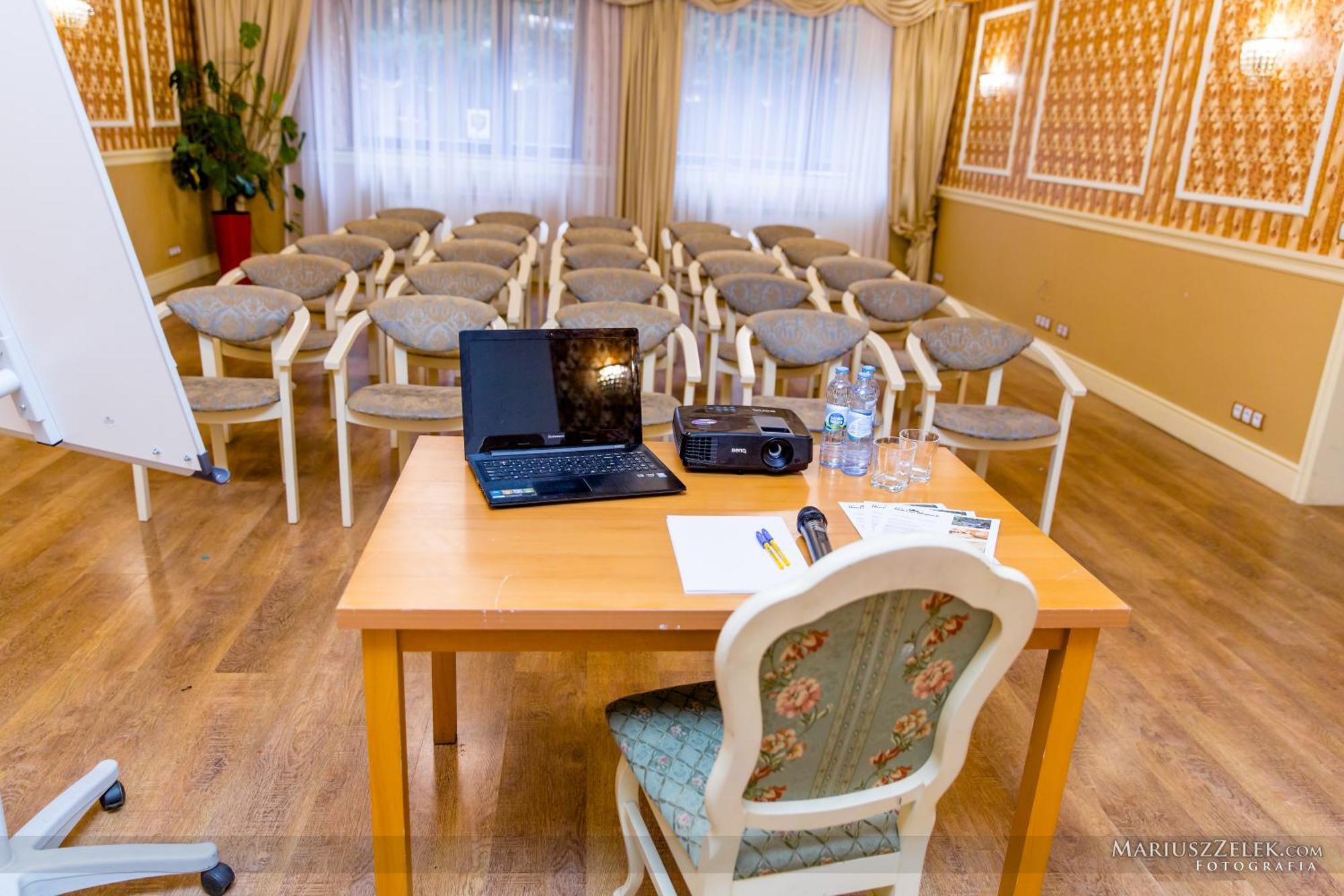 Na Bloniach Hotell 3*